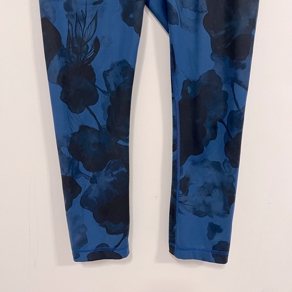 Lululemon Wunder Under Crop II *Full-On Luxtreme Jumbo Inky Floral 4 - Picture 15 of 16